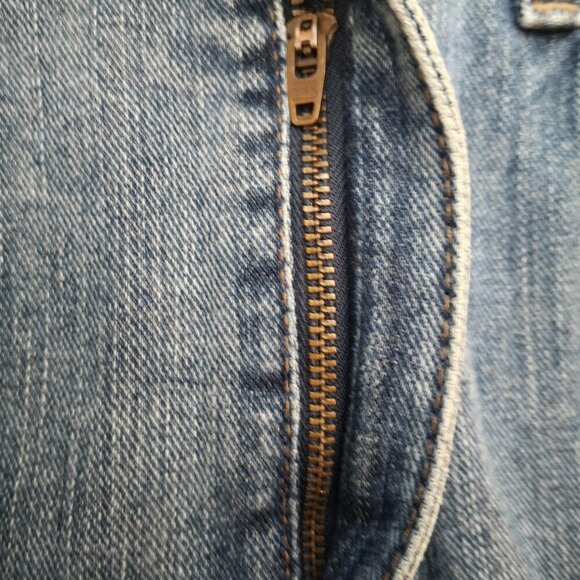 Eddie Bauer Men's Medium Wash Size 36/34 Straight Fit Blue Jeans - Picture 12 of 16